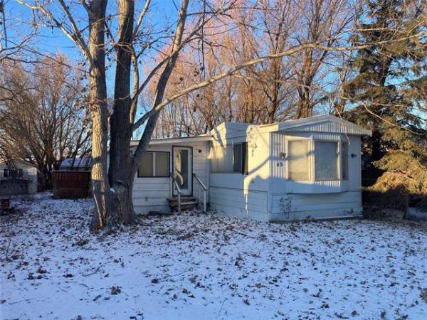 Home Photo - 43 BONNETEAU Avenue