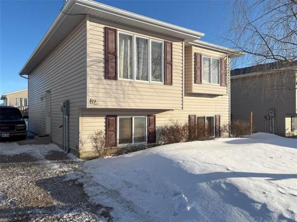 Home Photo - 82 Whitby Crescent