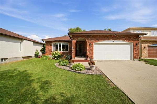 Home Photo - 10 Mitchelson Way