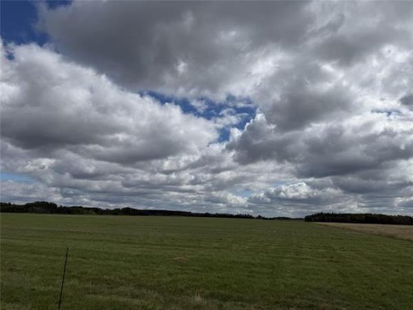 Home Photo - 