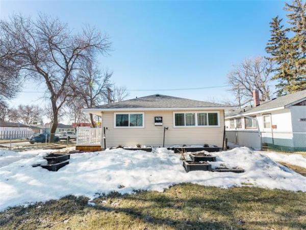 Home Photo - 1636 Manitoba Avenue