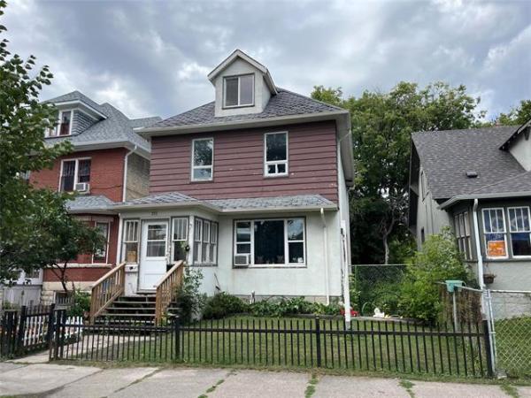 Home Photo - 371 St John's Avenue