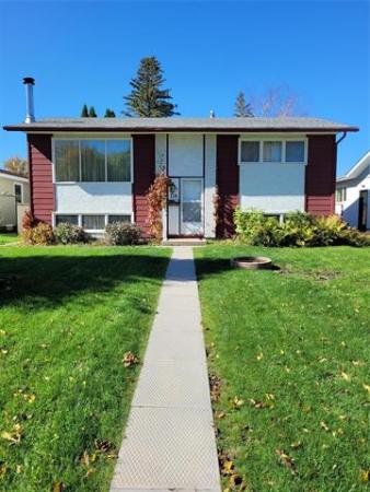 Home Photo - 156 Risbey Crescent