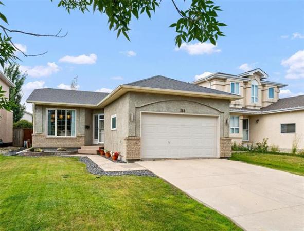 Home Photo - 264 De La Seigneurie Boulevard
