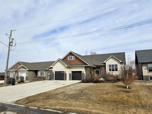 Home Photo - 9 Country Lane