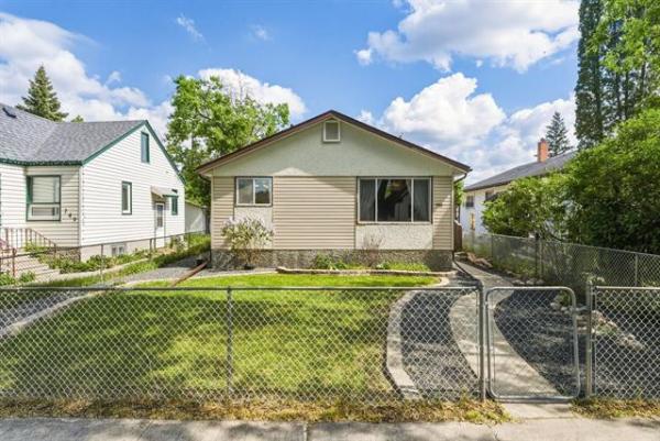 Home Photo - 753 Beach Avenue