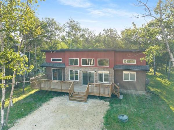 Home Photo - 17 Twin Pines Road