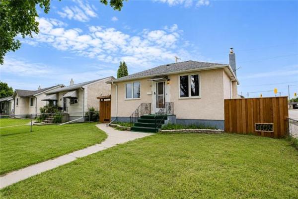 Home Photo - 1161 Clifton Street