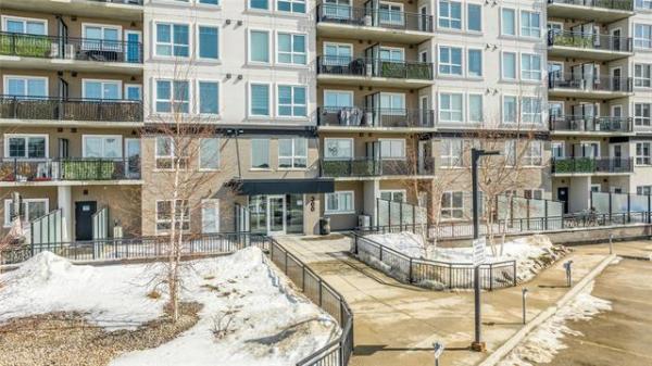 Home Photo - 207-300 Centre Street