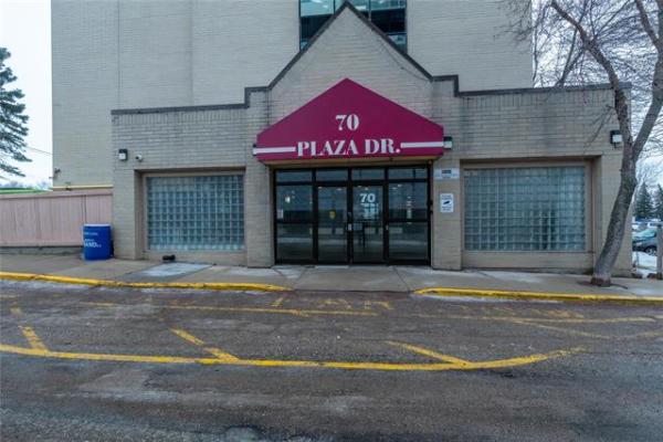 Home Photo - 1409-70 Plaza Drive