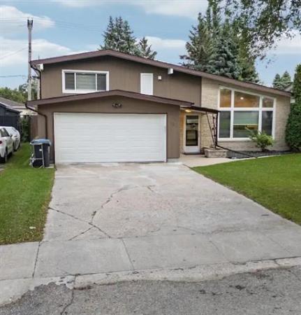 Home Photo - 951 Airlies Street