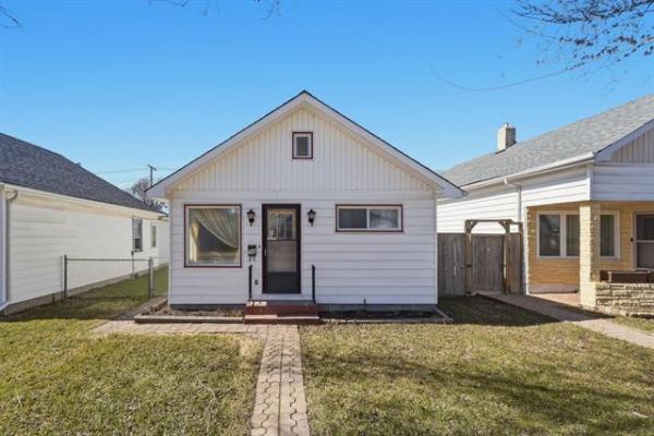 Home Photo - 284 Kilbride Avenue