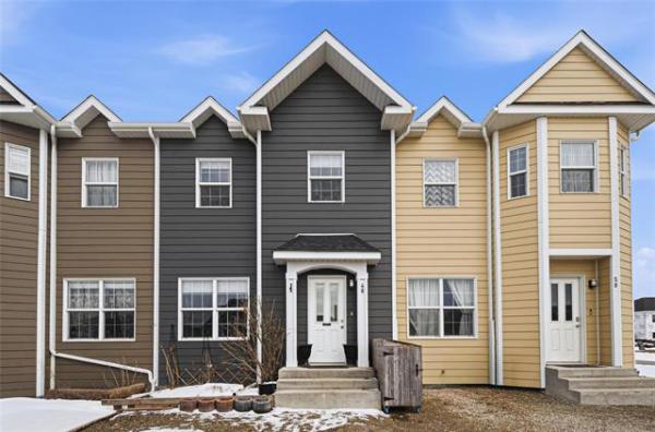 Home Photo - 48 Crescentwood Drive