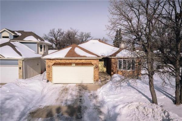 Home Photo - 87 Bethune Way