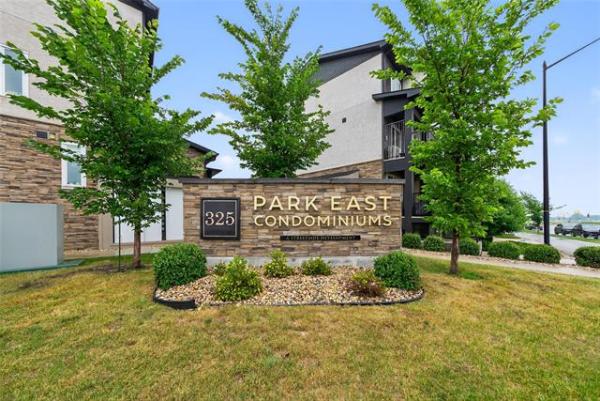 Home Photo - 424-325 Park East Drive