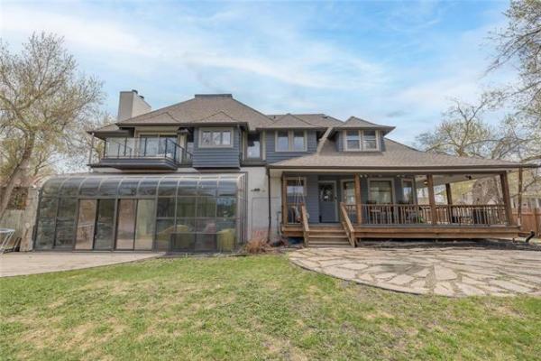 Home Photo - 462 Bredin Drive