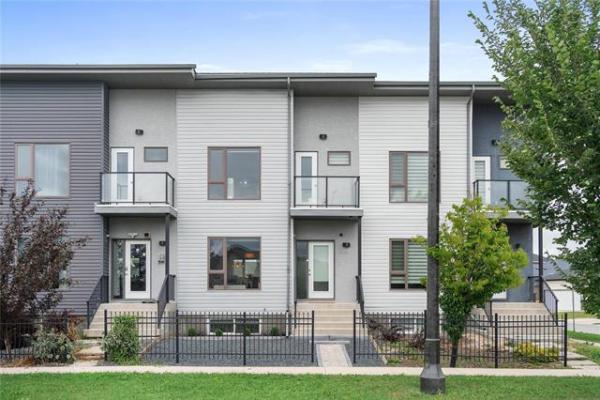 Home Photo - 1925 Jefferson Avenue