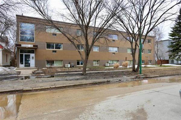 Home Photo - 111-108 Chandos Avenue