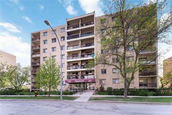 Home Photo - 303-261 Queen Street