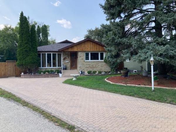 Home Photo - 909 Wicklow Place