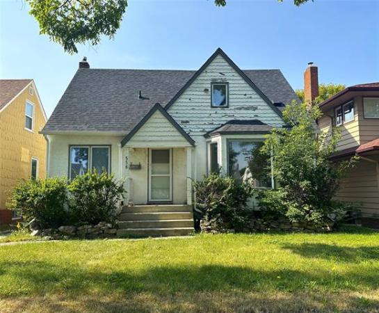 Home Photo - 556 Inkster Boulevard