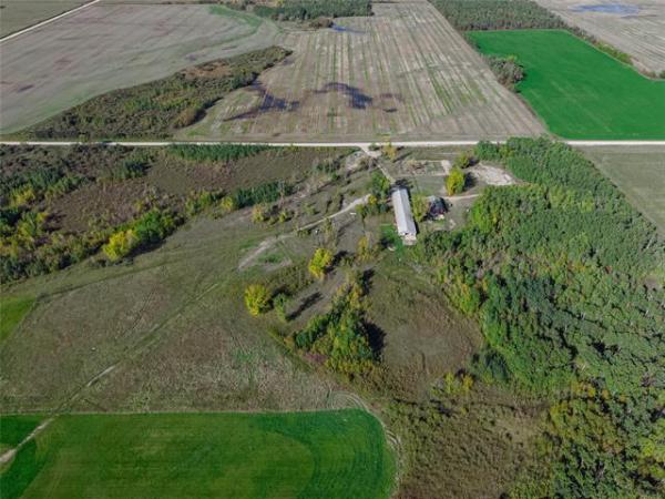 Home Photo - 35066 31 Road