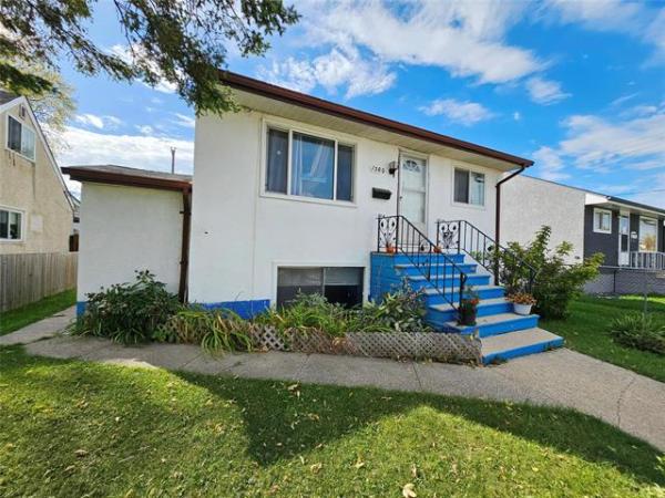 Home Photo - 1360 Winnipeg Avenue