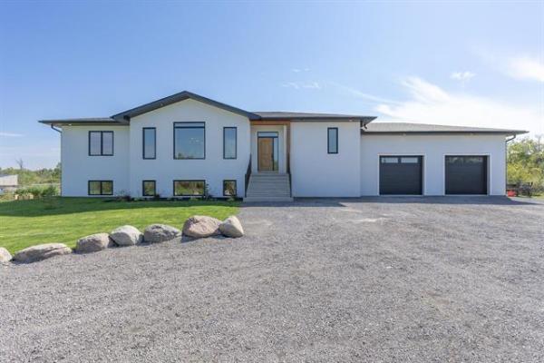 Home Photo - 53049 MUN 40 Road