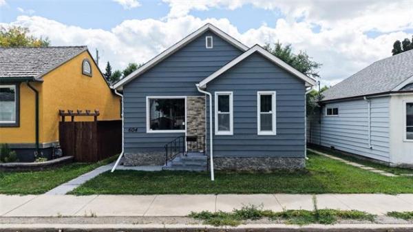 Home Photo - 604 Union Avenue