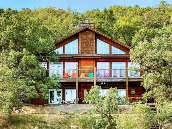 Home Photo - 9068 Oak Drive