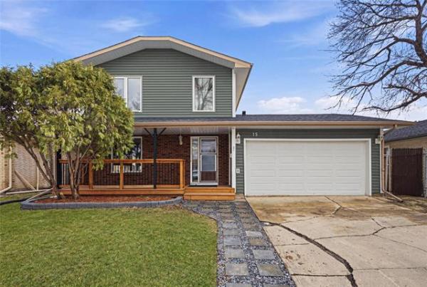 Home Photo - 15 Culross Bay