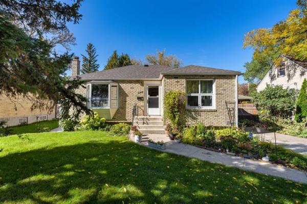 Home Photo - 384 Scotia Street