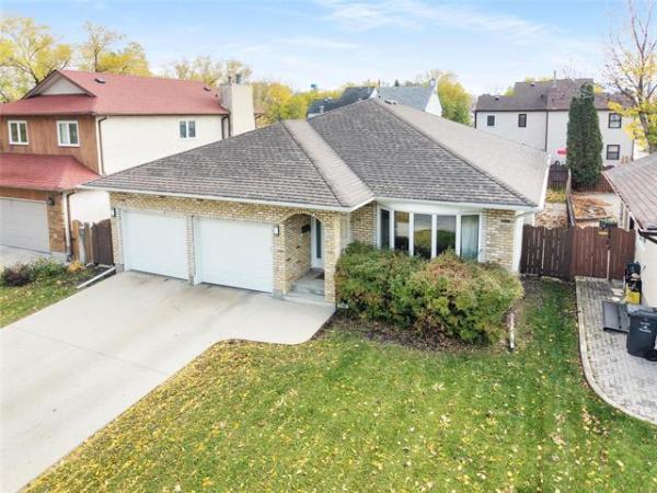 Home Photo - 130 Birchbark Bay