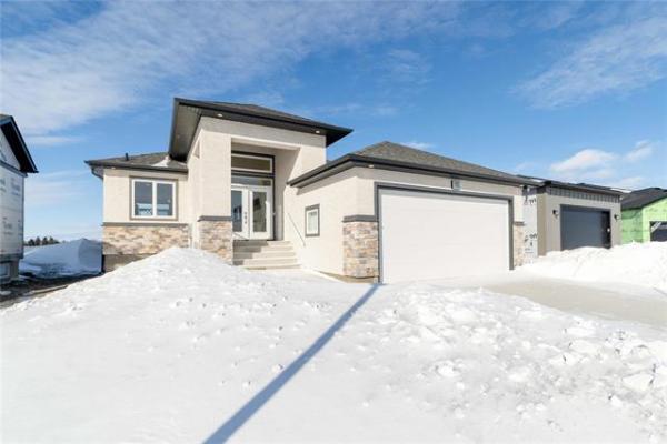 home photo - 15 Parkrose Place