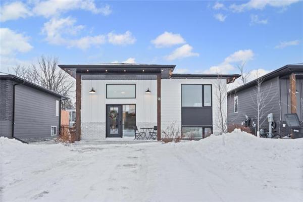 Home Photo - 18 Lindsay Cove