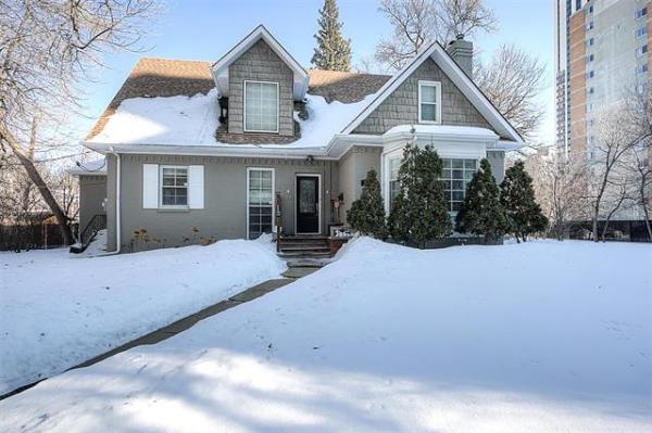 Home Photo - 275 Roslyn Road