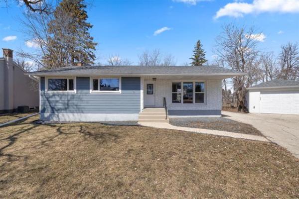 Home Photo - 13 Kenwood Place