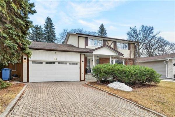 Home Photo - 11 Longfellow Bay