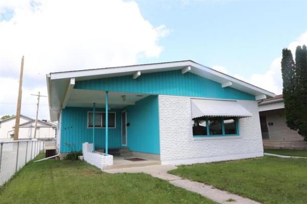 Home Photo - 879 Lansdowne Avenue