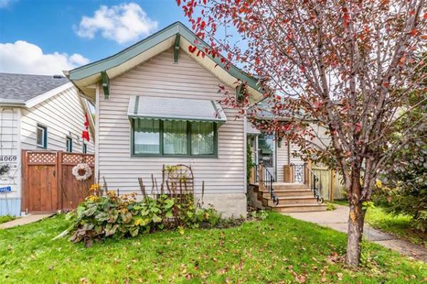 Home Photo - 1067 Valour Road