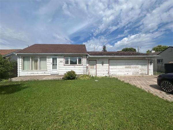 Home Photo - 1905 Elgin Avenue