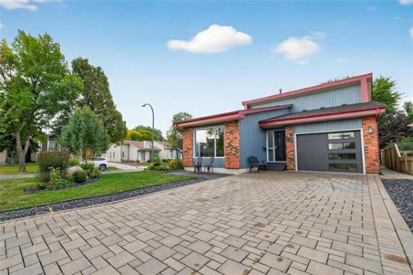 Home Photo - 66 Southlawn Stroll