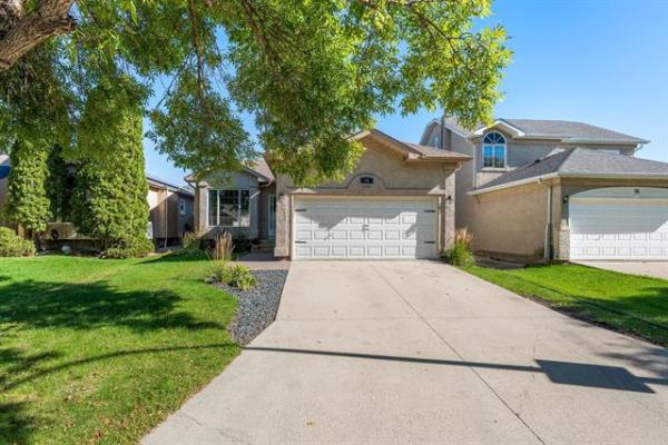 Home Photo - 94 Branson Crescent