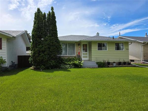Home Photo - 406 Cork Avenue