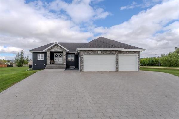 Home Photo - 89 STAFHOLT Crescent