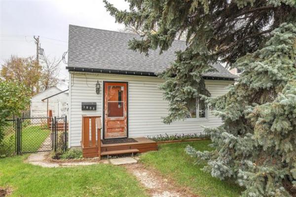 Home Photo - 1352 Winnipeg Avenue