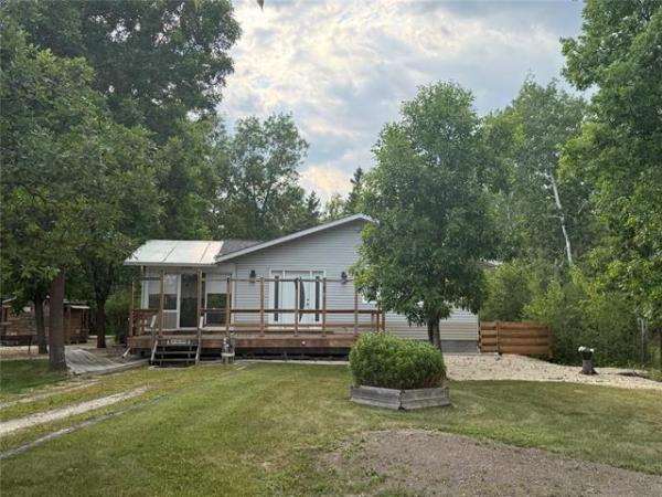 Home Photo - 10 Blue Spruce Road