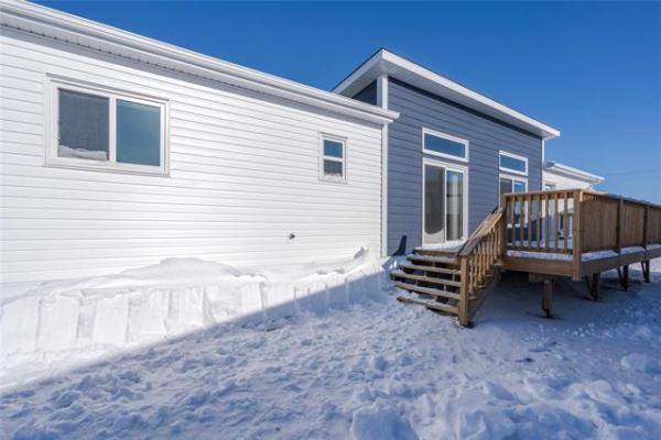 Home Photo - 47 Prairie Oak Drive