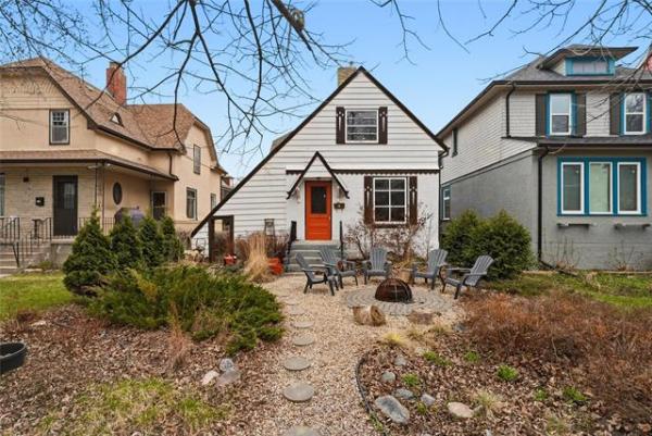 Home Photo - 80 Chestnut Street