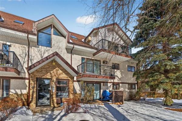 Home Photo - 301-163 Bertrand Street